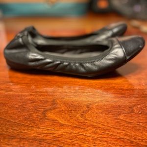 Calvin Klein black ballerina flats with python tips (size 9 1/2 women)